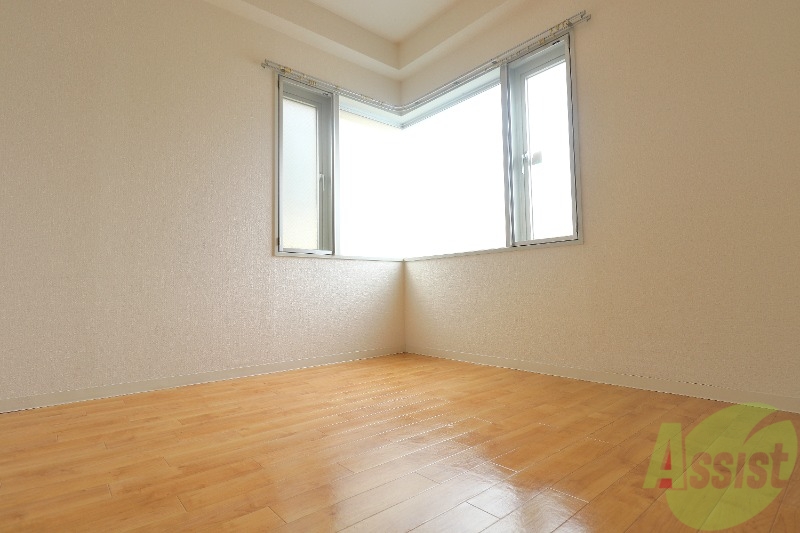 その他部屋・スペース　大きな窓があるので、明るさと風通しのよさが魅力です