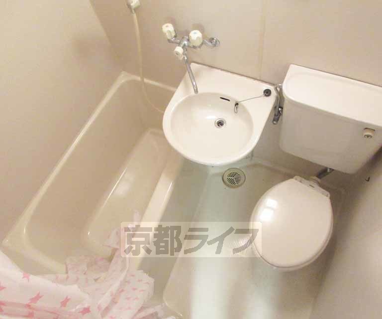 バス・シャワールーム　掃除のしやすいユニットバス・