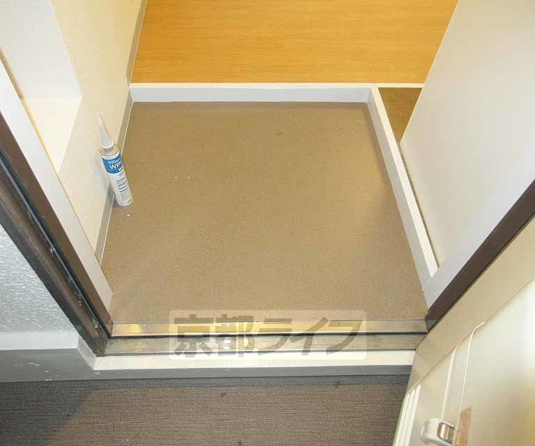 玄関　玄関広め・