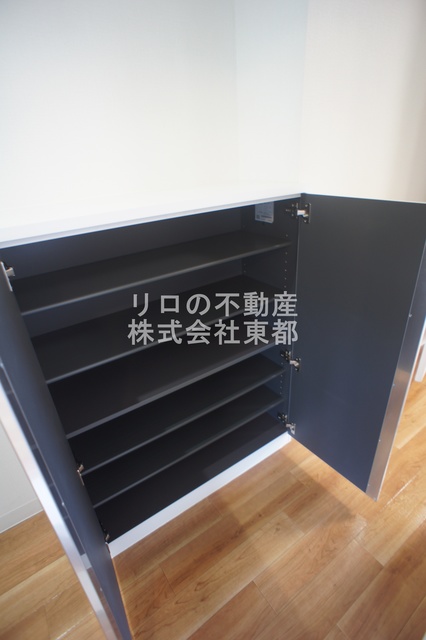 収納　下駄箱付なので、玄関はいつでもスッキリ片付きます☆