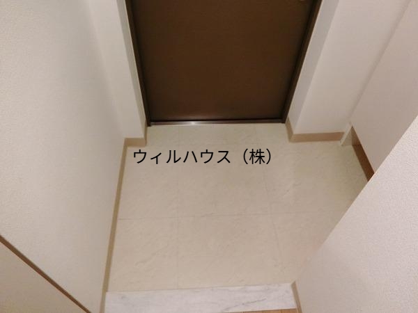 玄関　シューズボックスあり！