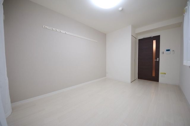 その他部屋・スペース　壁の厚さ３０ｃｍあります♪