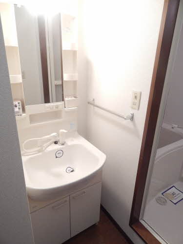 洗面設備　広い洗面スペース