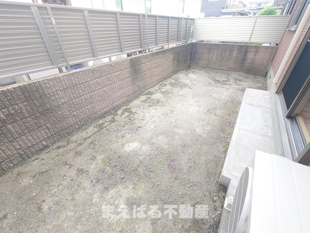 庭　専用庭付き