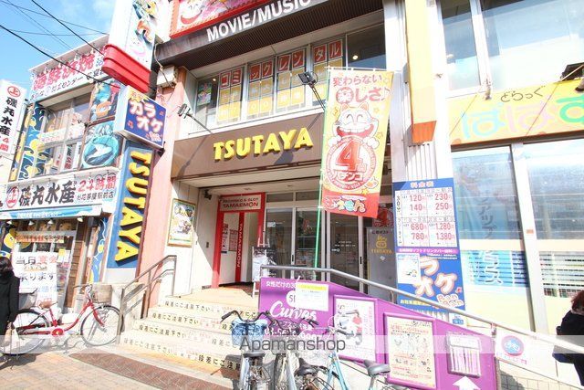 レンタルビデオ　ＴＳＵＴＡＹＡお花茶屋店（レンタルビデオ）まで457m