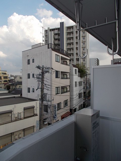 バルコニー