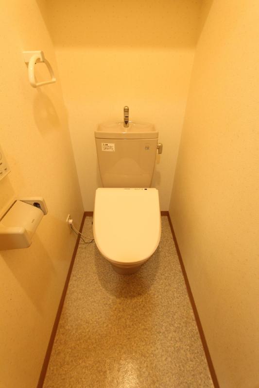 トイレ　同タイプ・参考写真