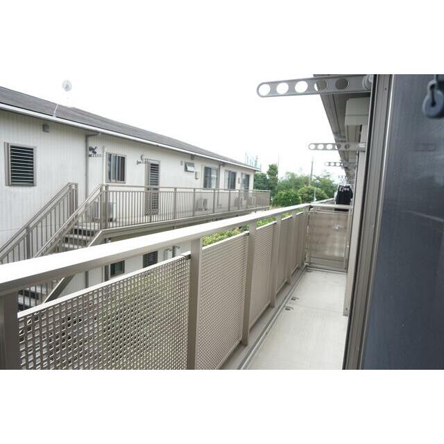 バルコニー　※同タイプの室内です