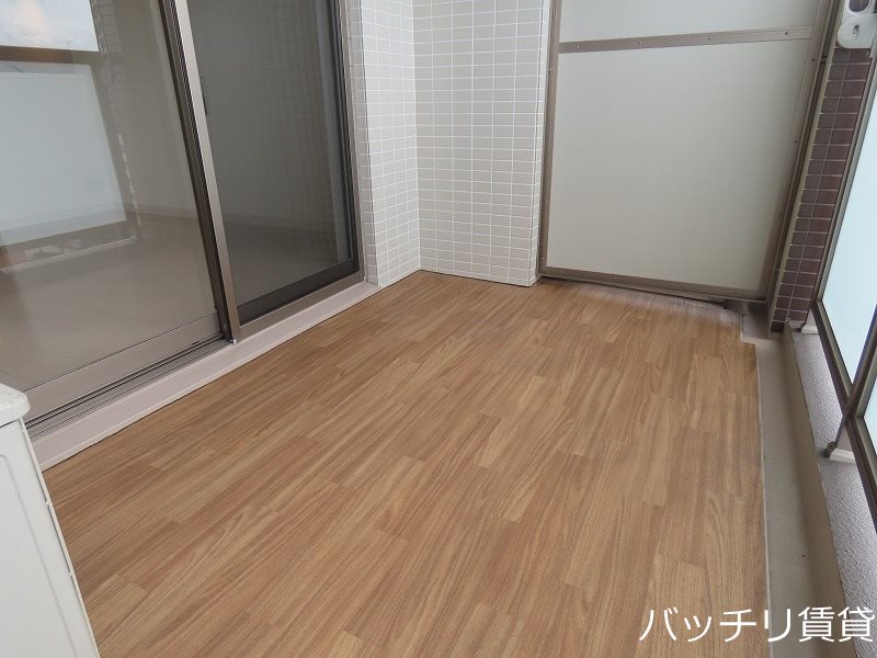 バルコニー　同建物別部屋写真のため、現状優先。