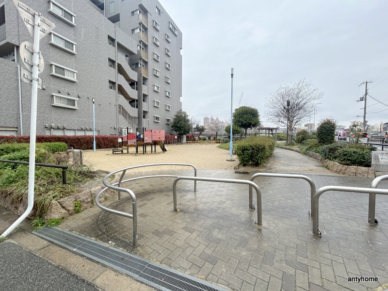 公園　三国駅前公園（公園）まで480m