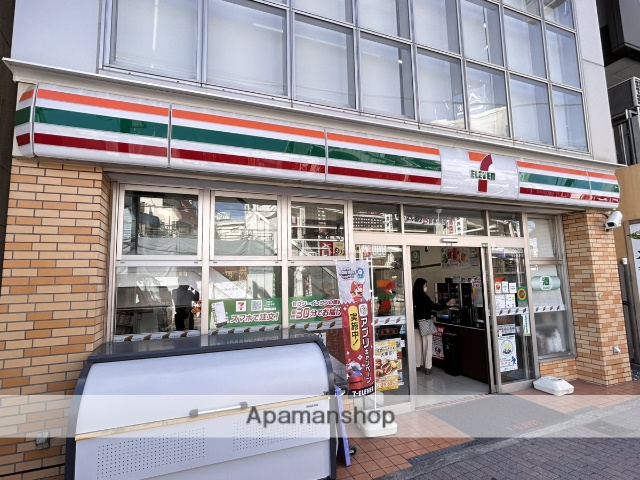 コンビニ　セブンイレブン（コンビニ）まで396m