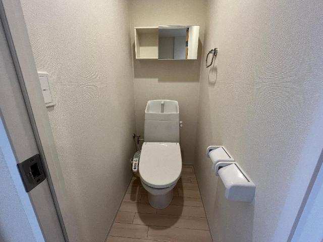 トイレ　シャワー付トイレ