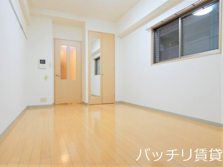 居室・リビング　画像は別号室イメージの為、現況を優先いたします。