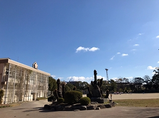 小学校　鹿児島市立武小学校（小学校）まで736m