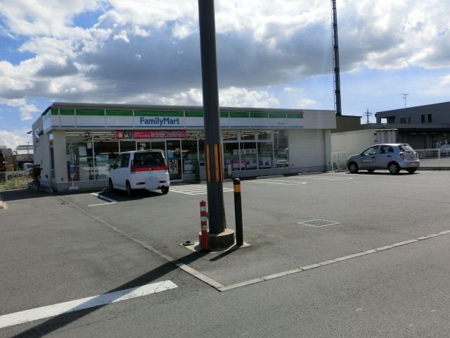コンビニ　ファミリーマート稲毛山王店（コンビニ）まで510m