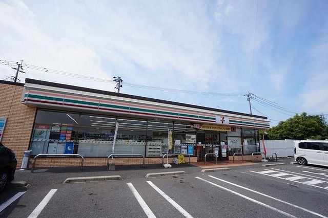 コンビニ　セブンイレブン　小竹局入口店（コンビニ）まで350m