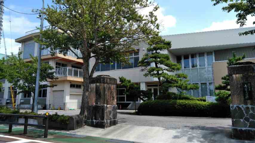 小学校　寺家小学校（小学校）まで608m