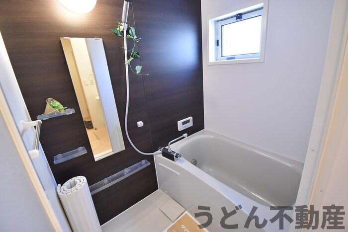 バス・シャワールーム　うどん県のお部屋探しはうどん不動産へ うどんちゃんとLINE