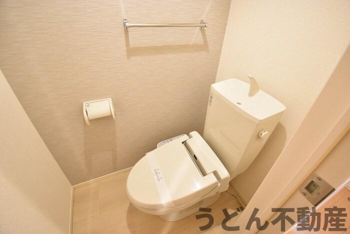 トイレ　うどん県のお部屋探しはうどん不動産へ うどんちゃんとLINE