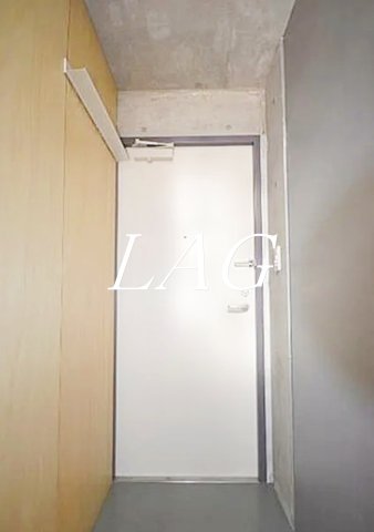 玄関　玄関です。