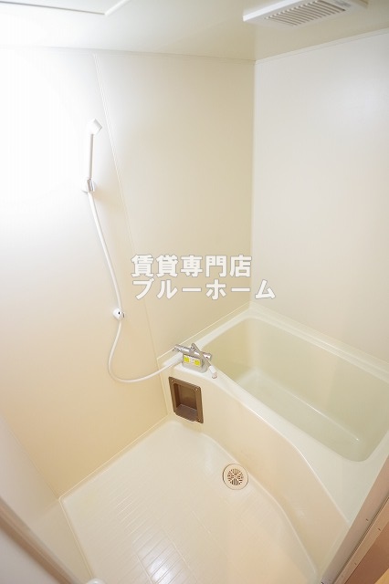 バス・シャワールーム　綺麗なお風呂！