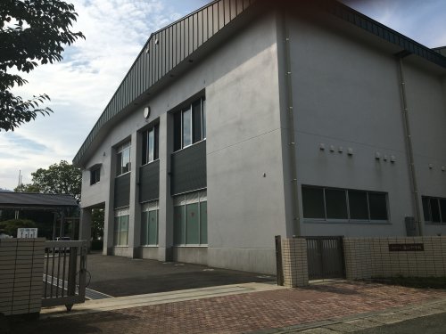 中学校　熊本市立西山中学校（中学校）まで460m