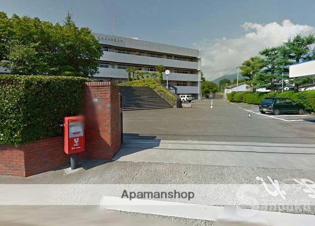 大学・短大　松山東雲女子大学（大学・短大）まで671m