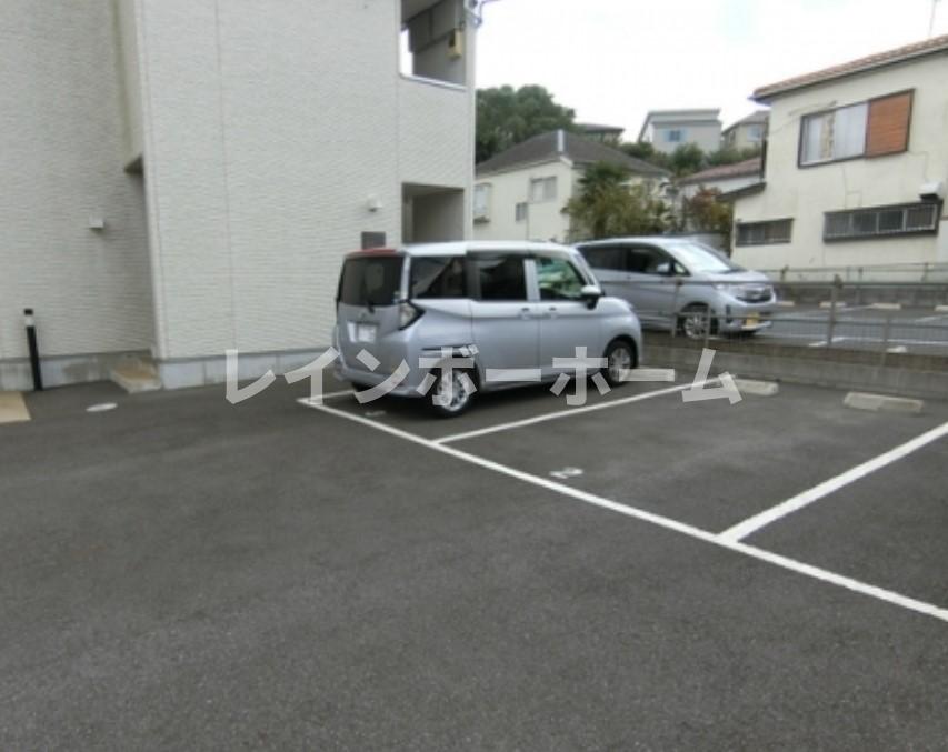 駐車場　カースペースがあります