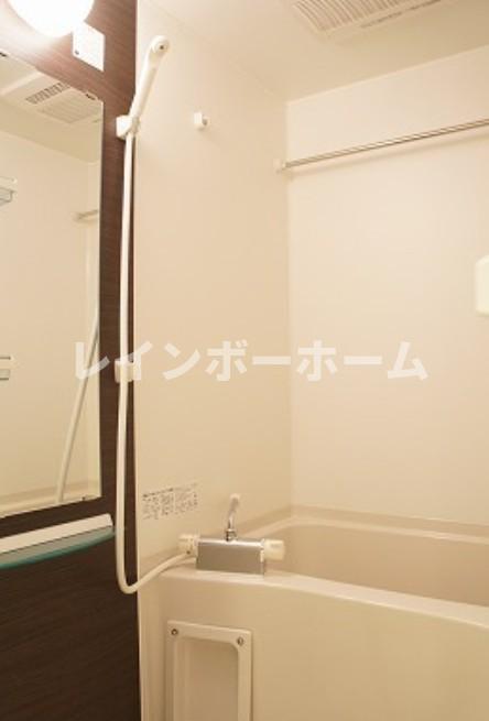 バス・シャワールーム　日々の疲れを癒すお風呂付です