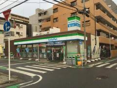 コンビニ　ファミリーマート横浜千歳橋店（コンビニ）まで280m
