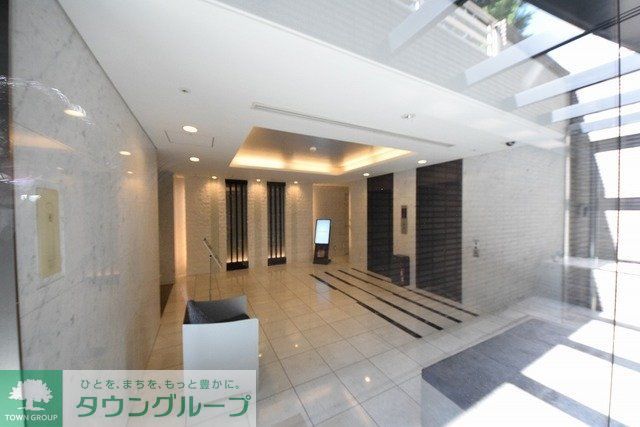 エントランス　エントランス