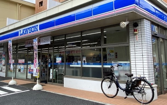コンビニ　ローソン 川崎鷺沼一丁目店（コンビニ）まで251m