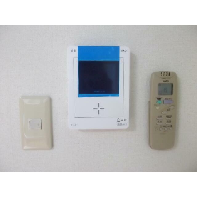 セキュリティ　モニター付きインターホン