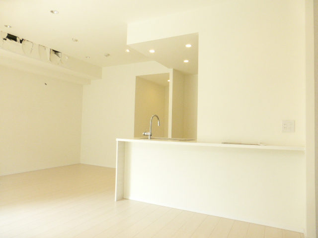 その他部屋・スペース　写真は同タイプ住居です。