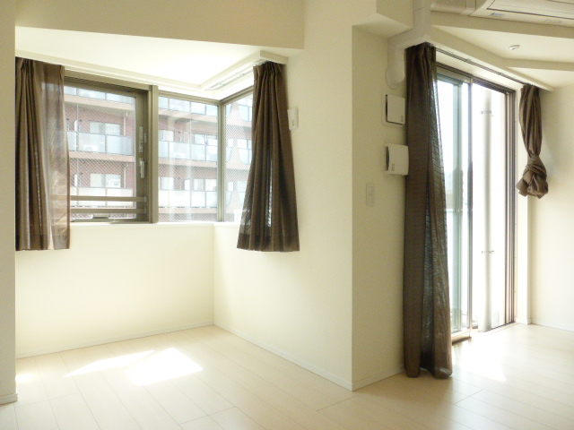 その他　写真は同タイプ住居です。
