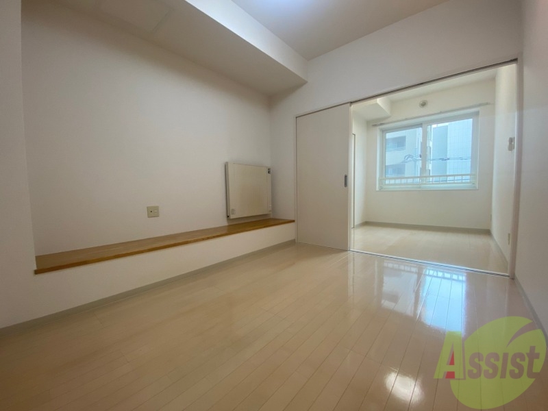 居室・リビング　広くてキレイなお部屋が広がっていて、充実した生活が送れそう。