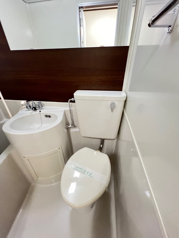 トイレ　別部屋参考写真