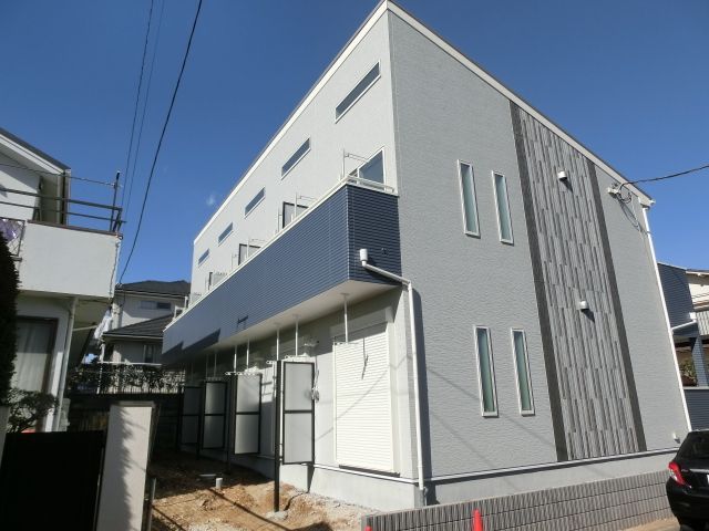建物外観　2017年2月完成、インターネット無料