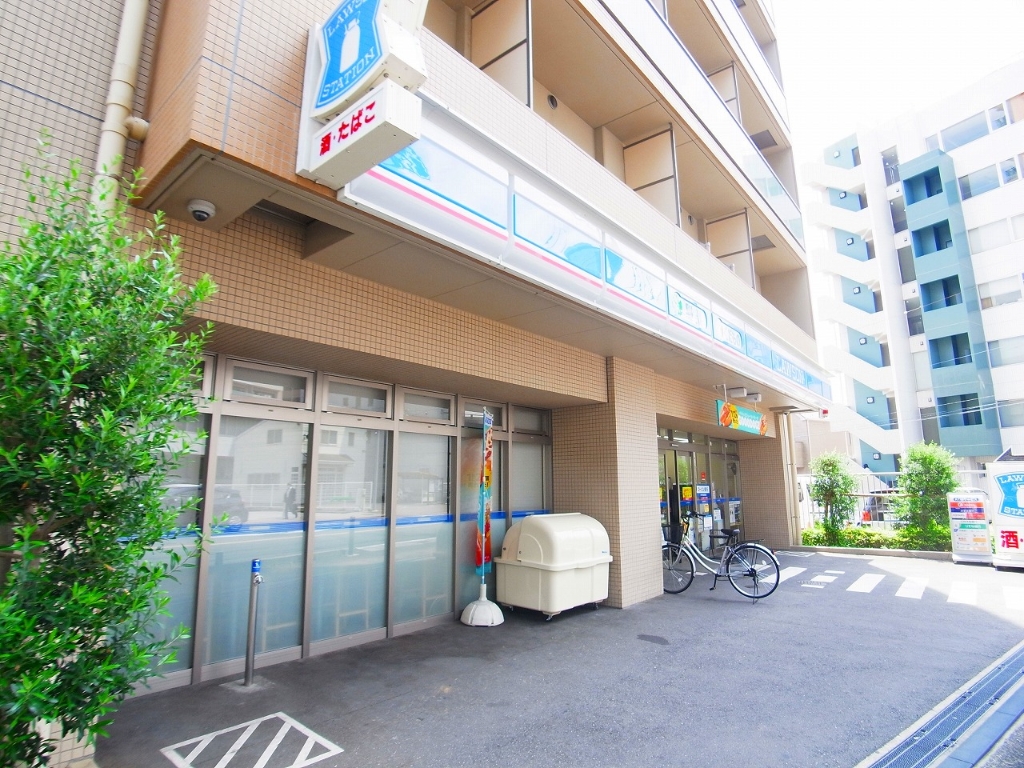コンビニ　ローソン 松戸市役所前店（コンビニ）まで255m