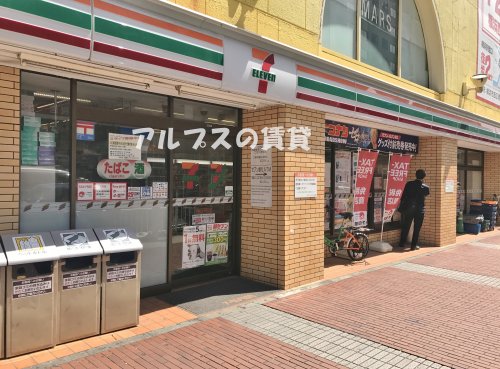 コンビニ　セブン‐イレブン 横浜イセザキモール店（コンビニ）まで157m