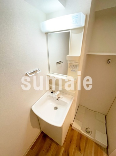 洗面設備　嬉しい独立洗面台です。