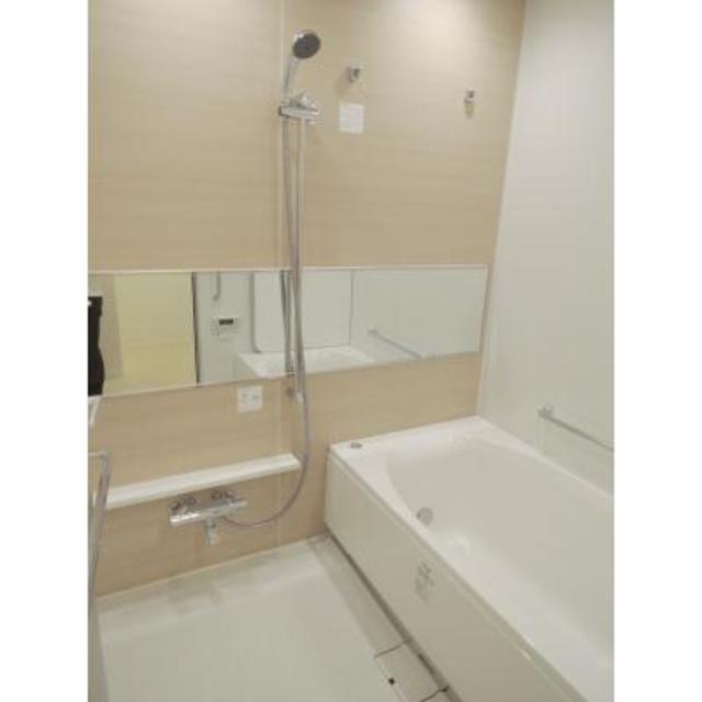 バス・シャワールーム　※写真は同タイプ住戸です。