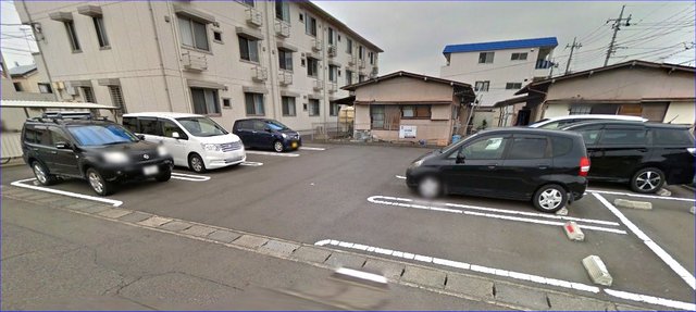 駐車場　敷地内駐車スペース