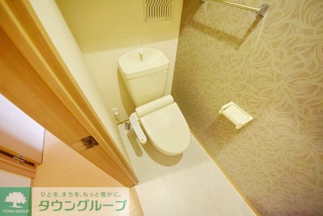 トイレ　同じ施工会社の他物件によるイメージです