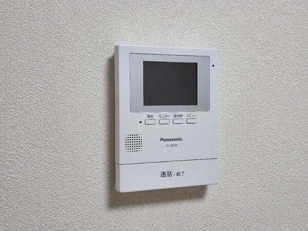 セキュリティ　モニター付きインターホンです