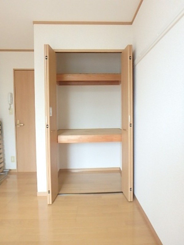 収納　図面と現状に相違がある場合には現状を優先