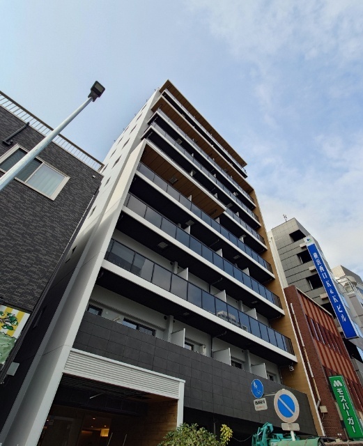 建物外観　オートロック付きです