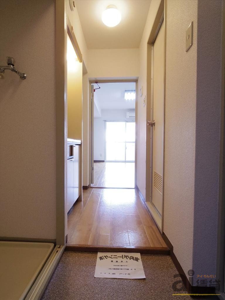 玄関　※写真同仕様※