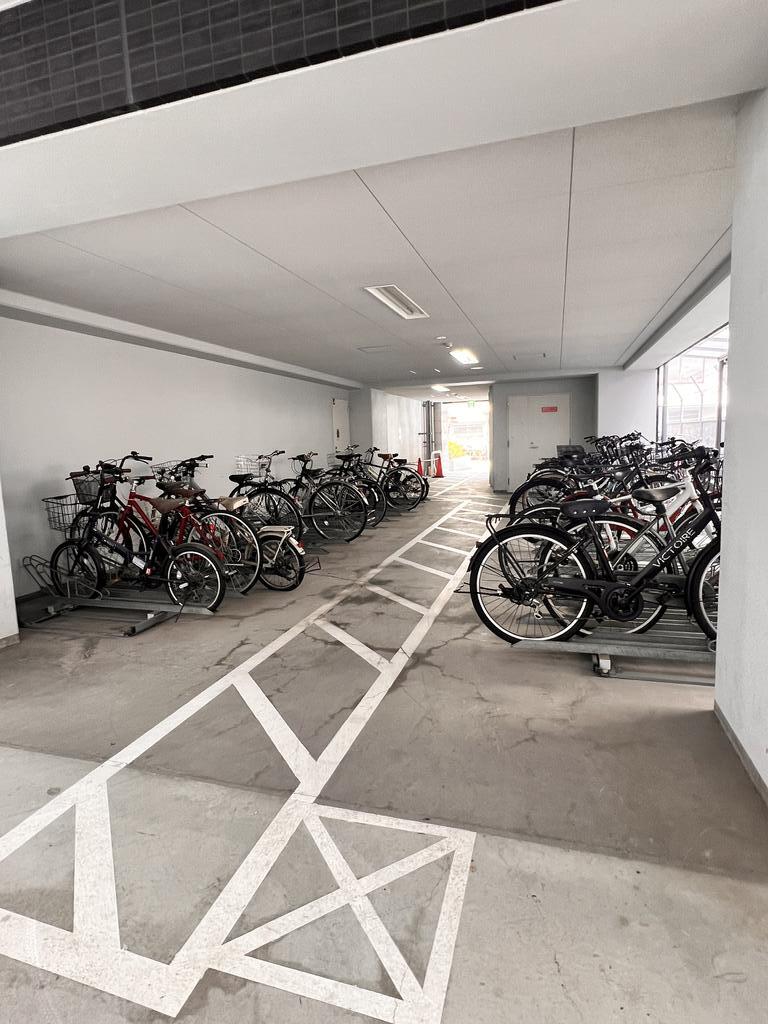 駐車場　駐輪場