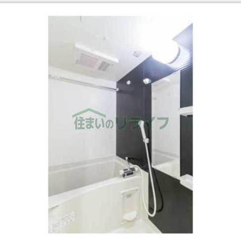 バス・シャワールーム　写真は同タイプ住戸です。
